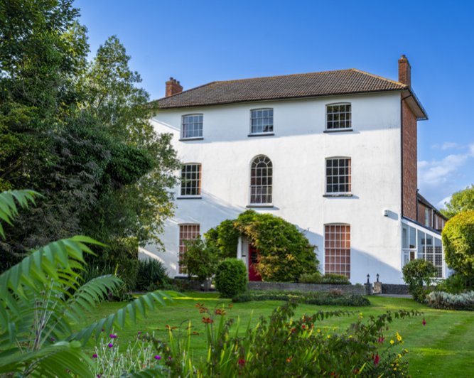 An example of a conservation construction project by Spetisbury Construction - Leigh House